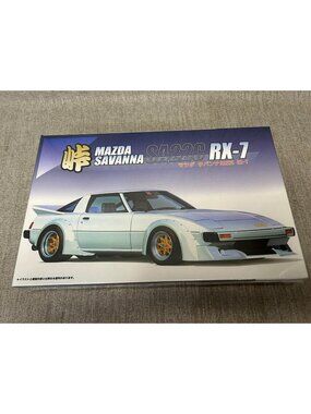 Fujimi 1/24 MAZDA SAVANNA RX-7 SA22C Model Kit #04555 Sealed